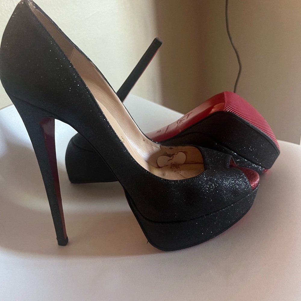 Heel to hight for me now..